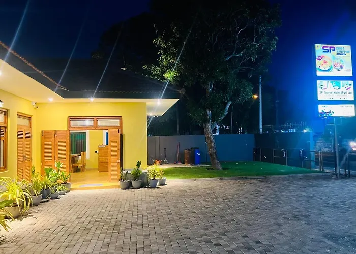 Sp Tourist Hotel Jaffna